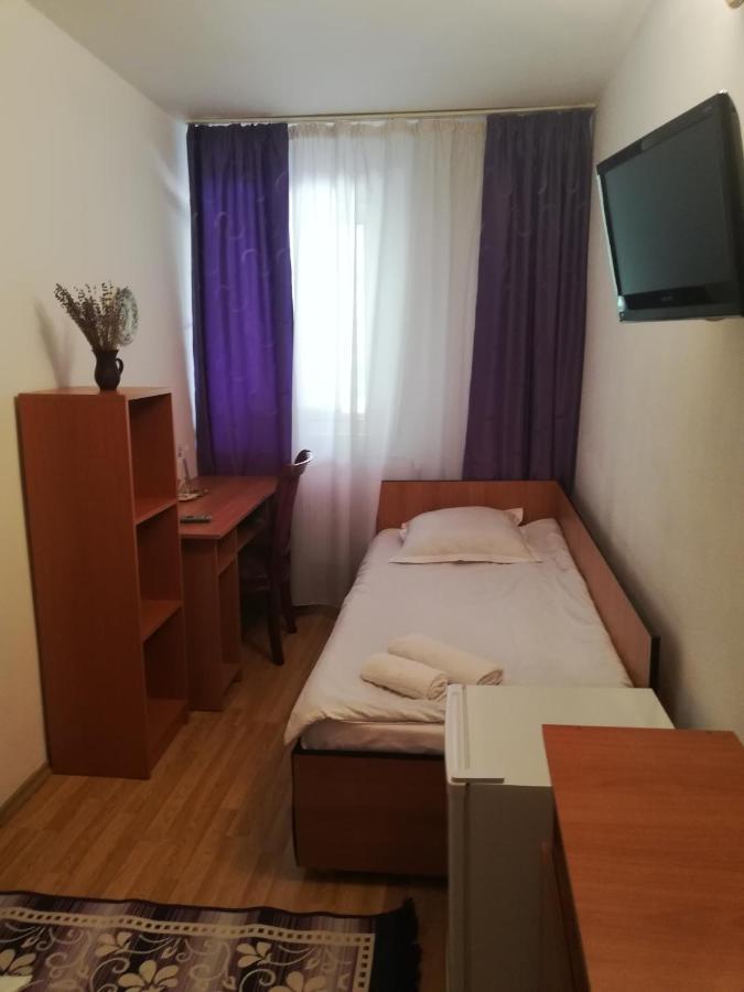 Triple Room with Bathroom,1002321648:JPEG