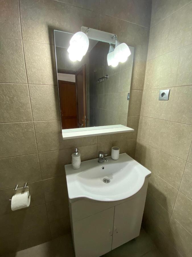 Double Room with Lake View,1020814486:JPEG