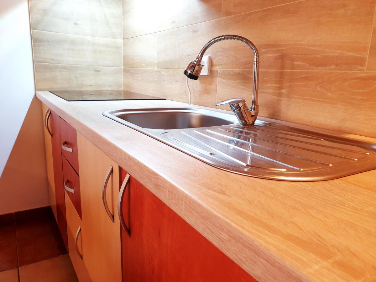 Two-Bedroom Apartment,1589578836:JPEG