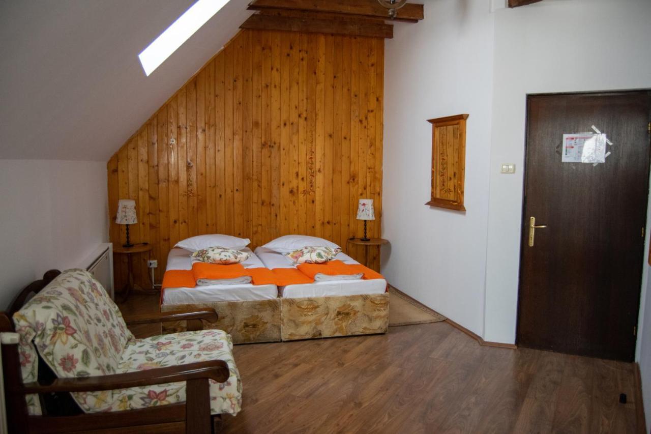 Triple Room with Mountain View,1076958196:JPEG