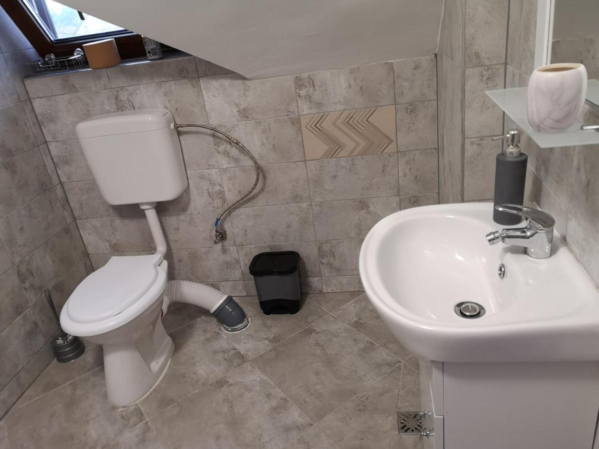 Triple Room,1077874705:JPEG