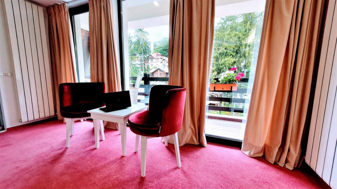 Queen Room with Spa Bath,1079233678:JPEG