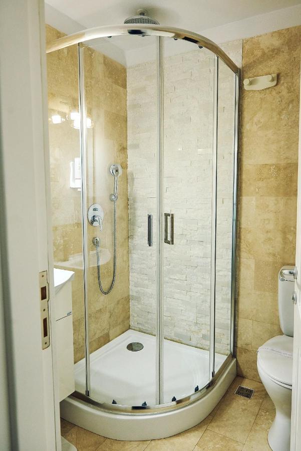 Economy Double Room,1088918248:JPEG