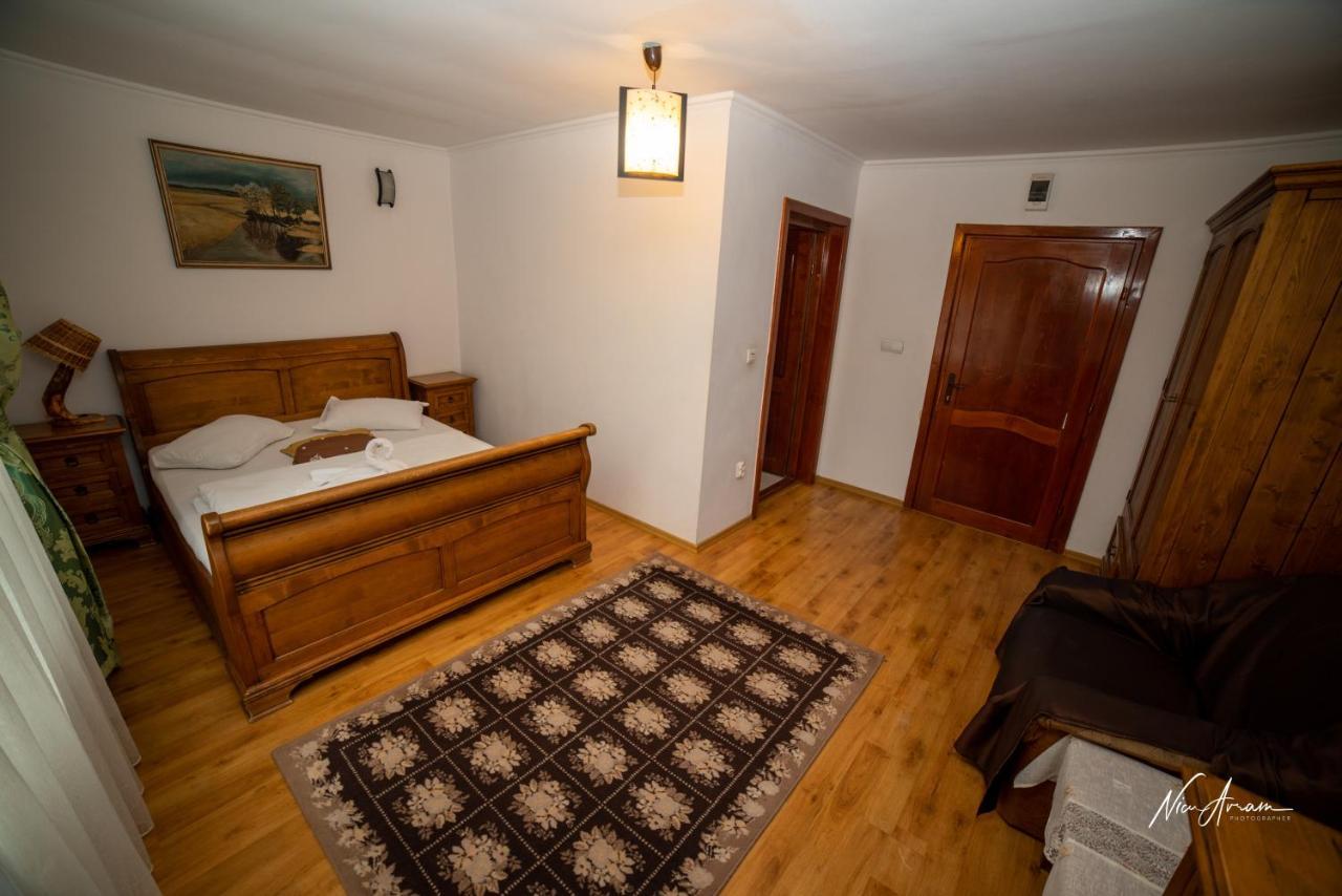 Double Room,1158950549:JPEG