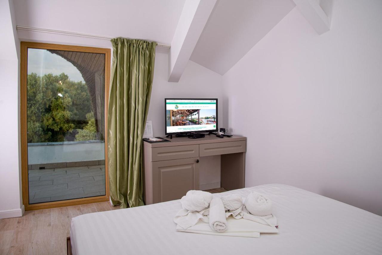 Double or Twin Room,1646344040:JPEG