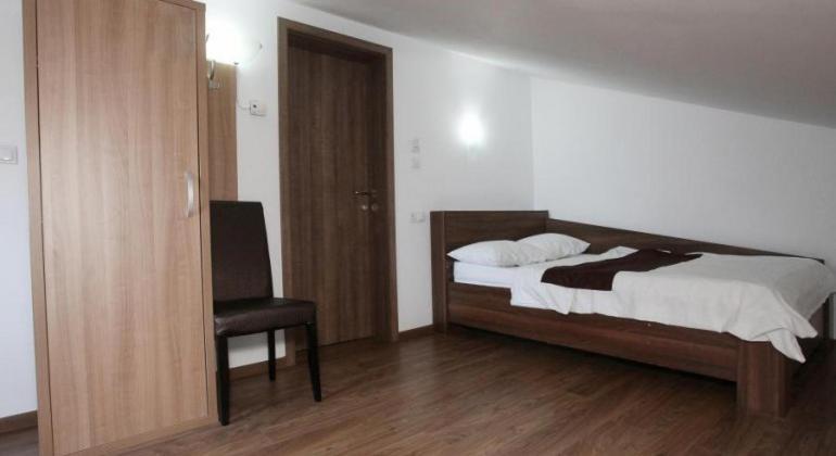 Double Room Attic,1255014472:JPEG