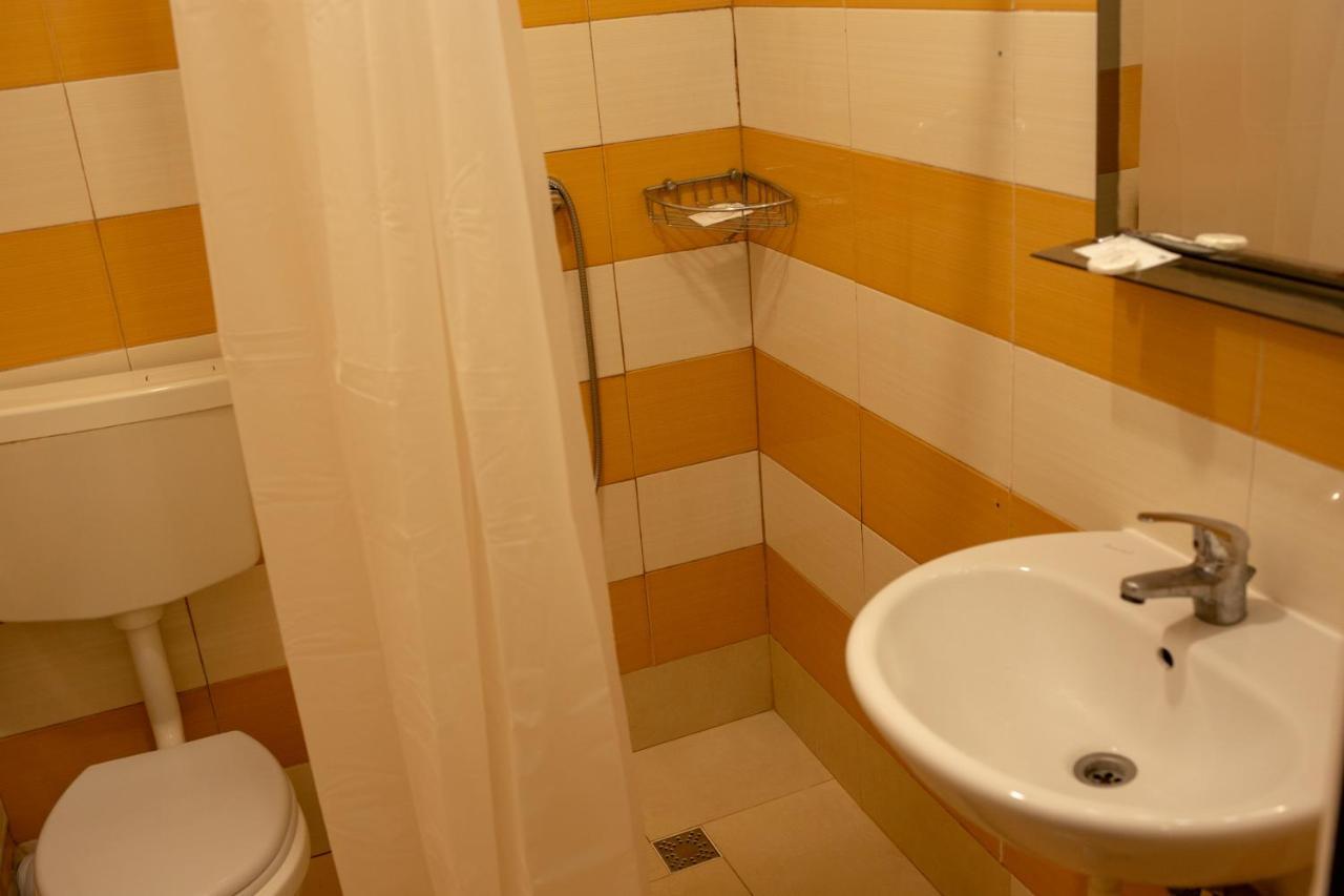 Quadruple Room,1260694921:JPEG