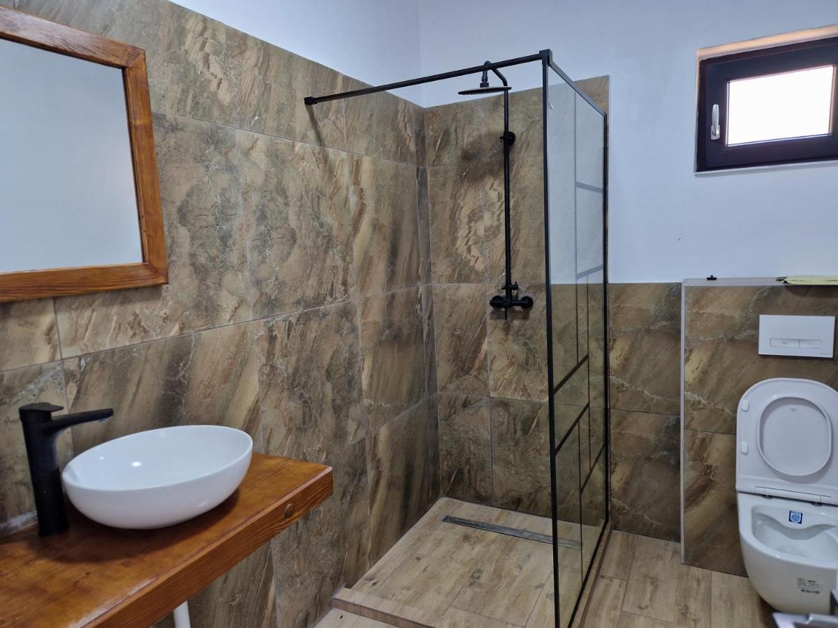 Double Room with Private Bathroom,1264855954:JPEG