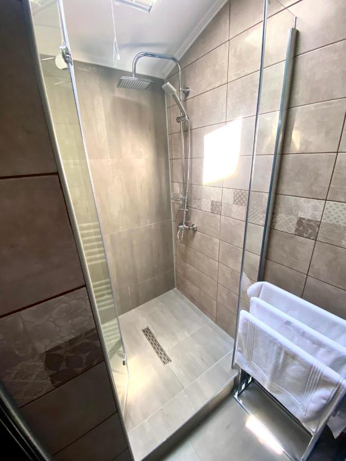 Small Double or Twin Room,1265215684:JPEG