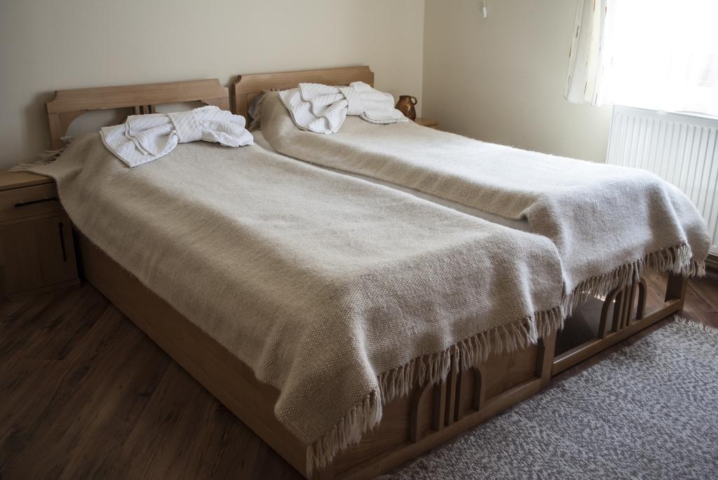 Twin Room with Extra Bed,197275552:JPEG