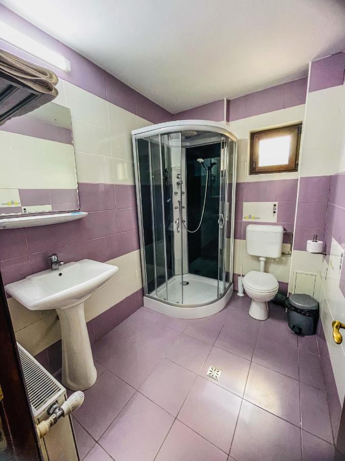 Cameră dublă cu balcon
