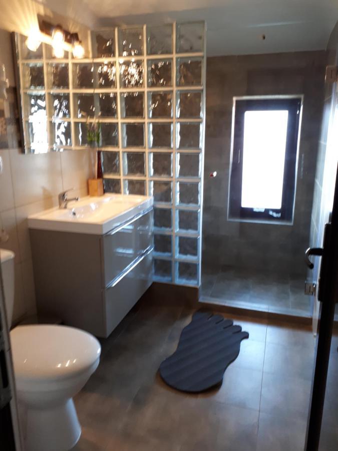 Deluxe Room,1479776675:JPEG