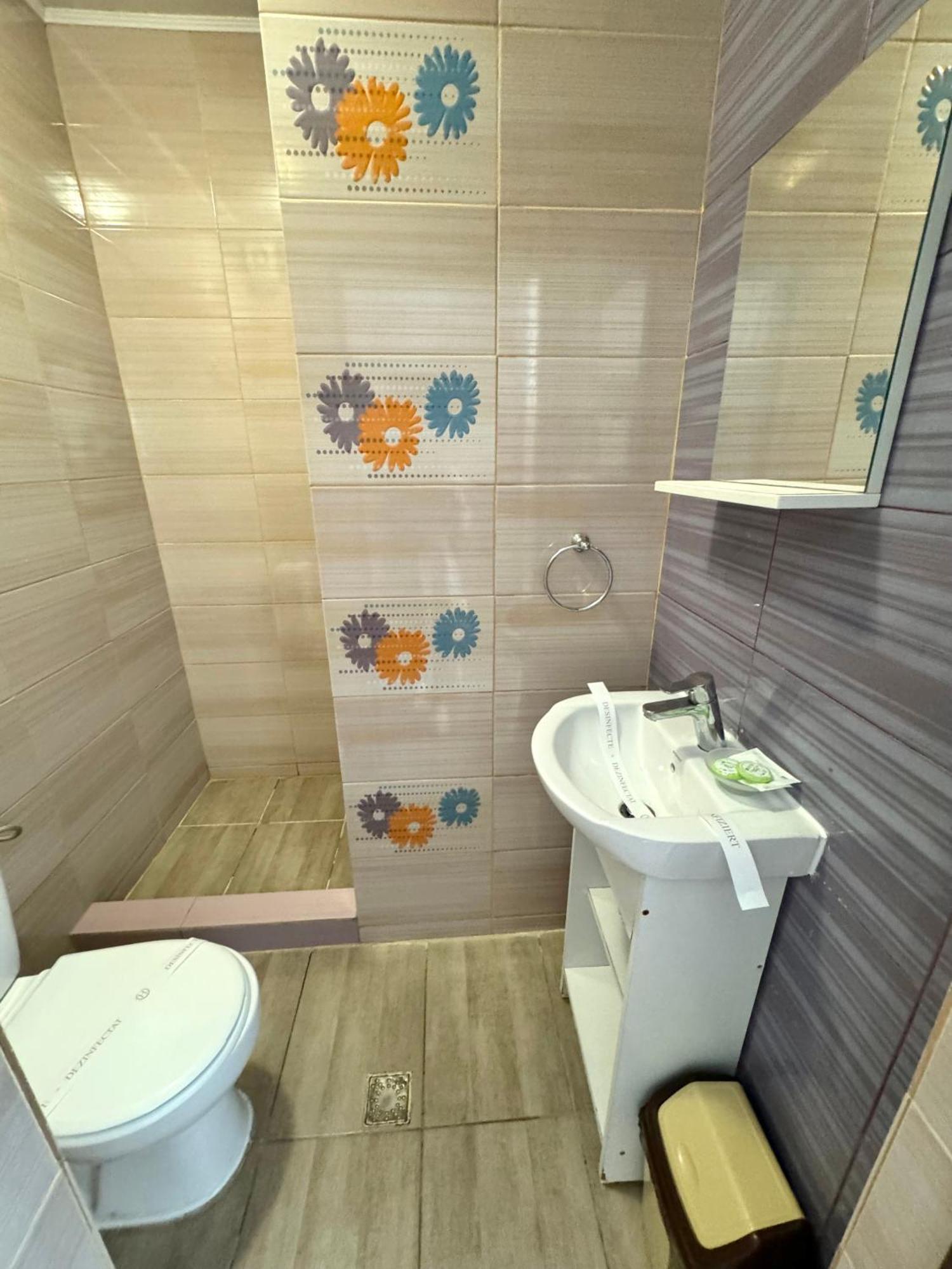 Standard Double Room with City View,1607263220:JPEG