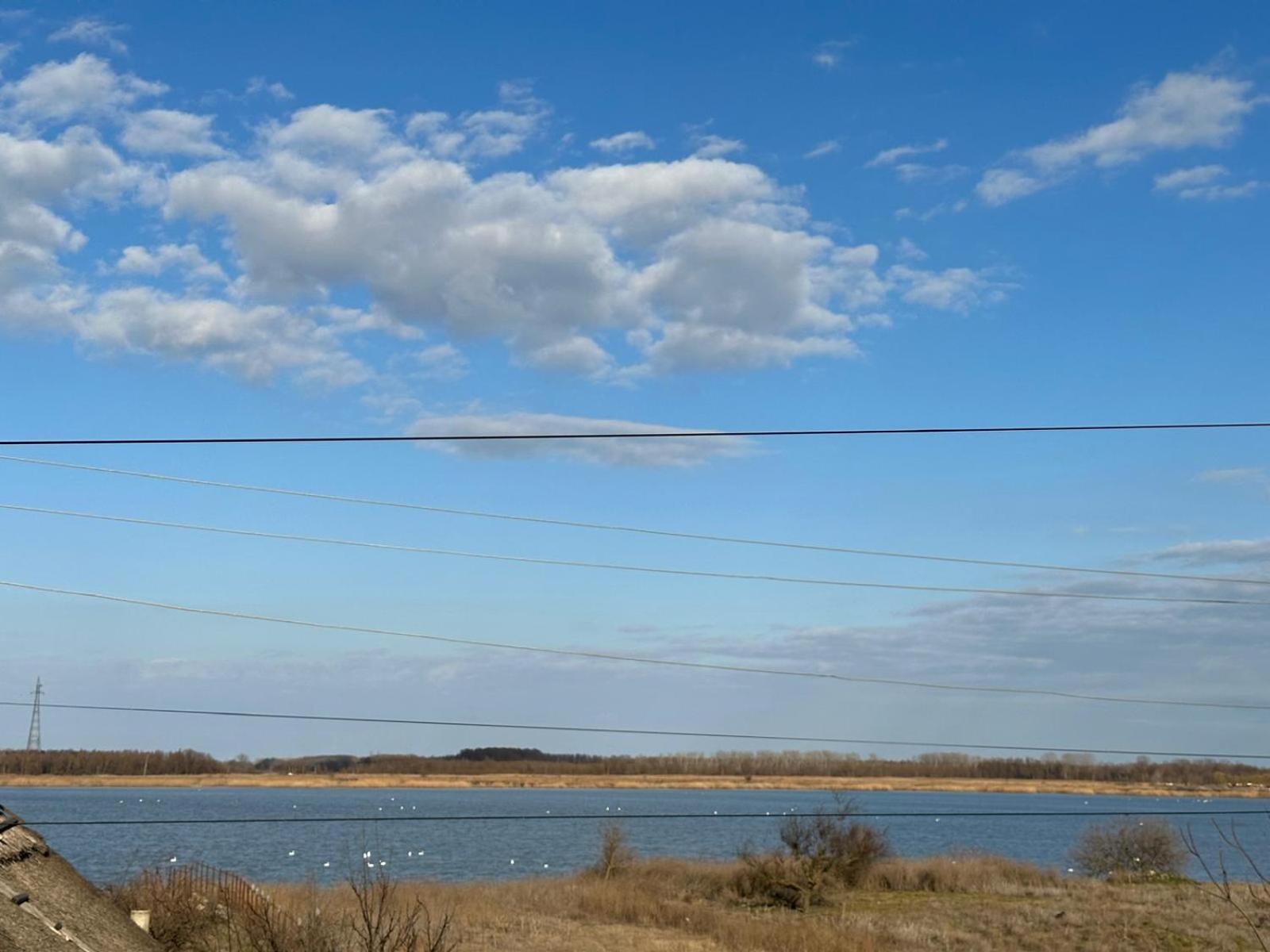 Cameră dublă cu vedere la lac