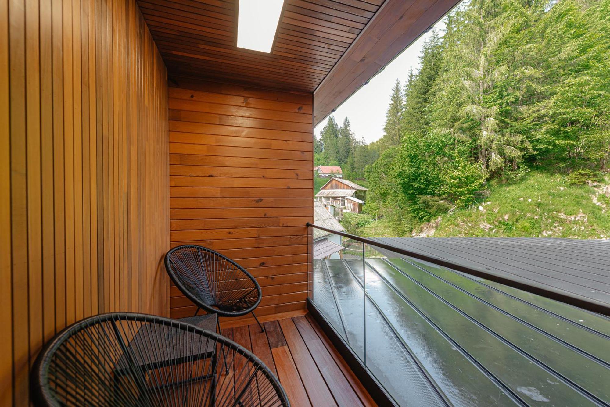 King Room,1678773344:JPEG