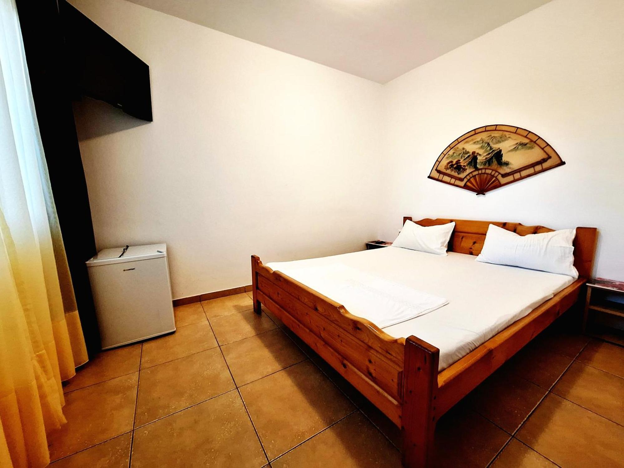 Double Room,1685286231:JPEG