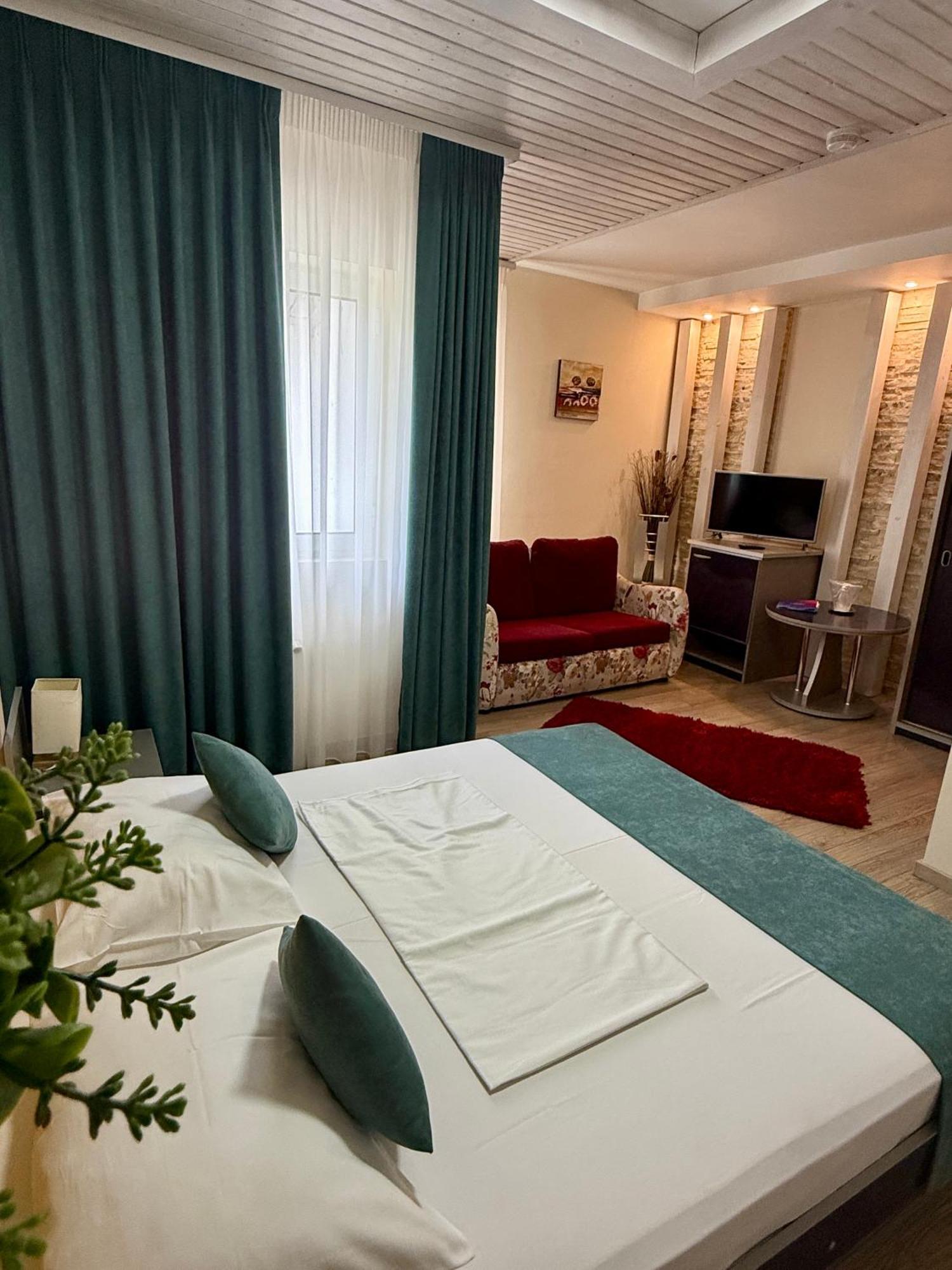 Double or Twin Room,1687463357:JPEG