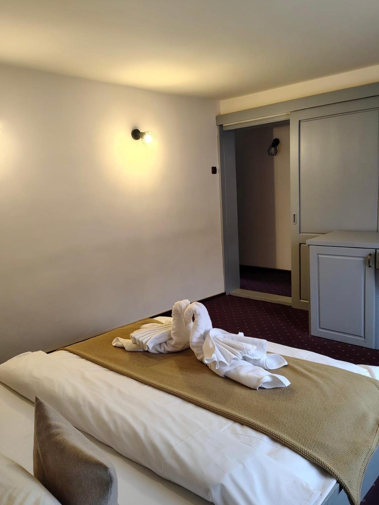 Superior Double Room,1746880687:JPEG