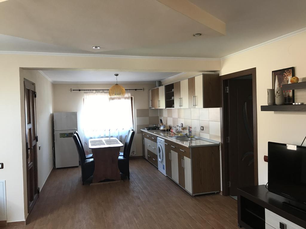 Two-Bedroom Apartment,406729692:JPEG