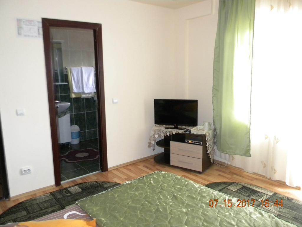 King Room with Mountain View,411559440:JPEG