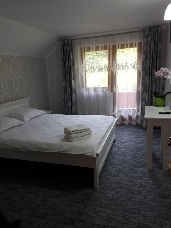 Double Room with Balcony,746214569:JPEG