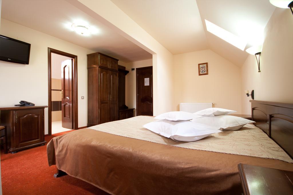 Double or Twin Room,414936480:JPEG