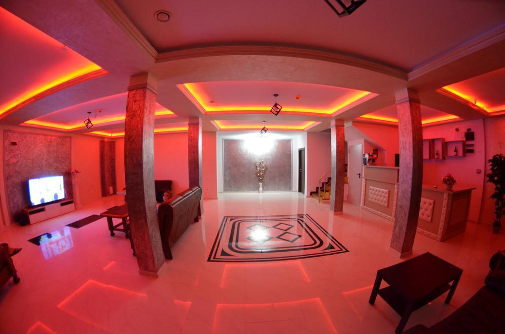 Cameră dublă cu balcon