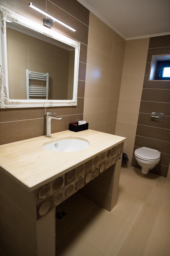 Deluxe Double Room,632641968:JPEG