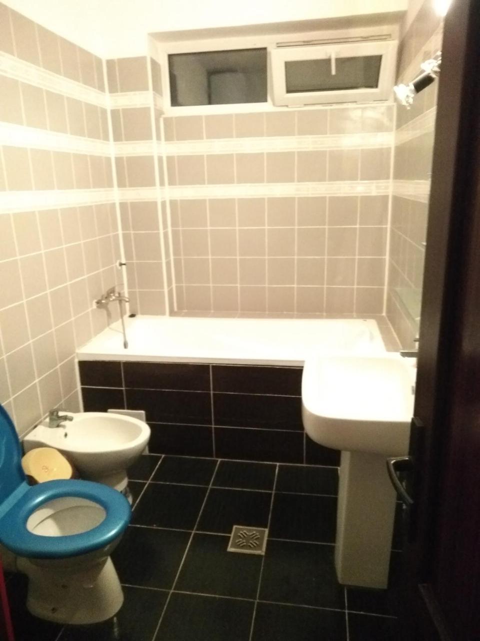 Apartament cu 2 dormitoare
