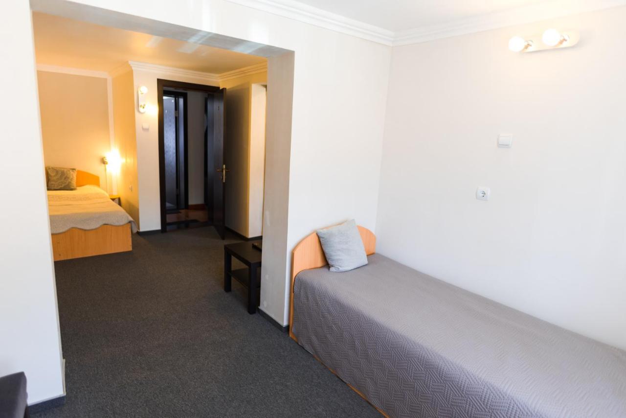 Comfort Triple Room with Shower,775524163:JPEG