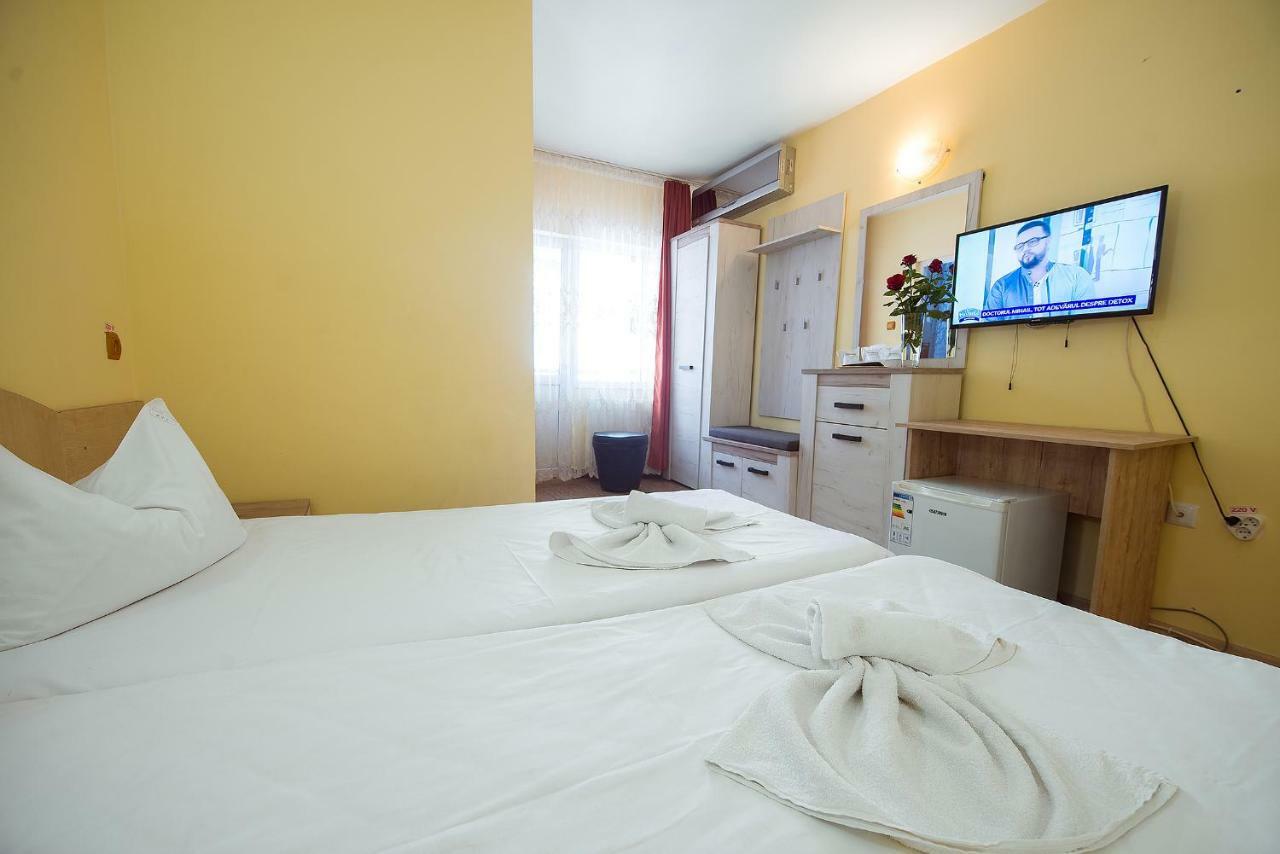Cameră dublă cu balcon