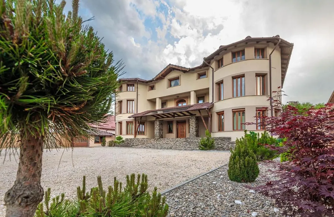 Transilvania Mansion-1