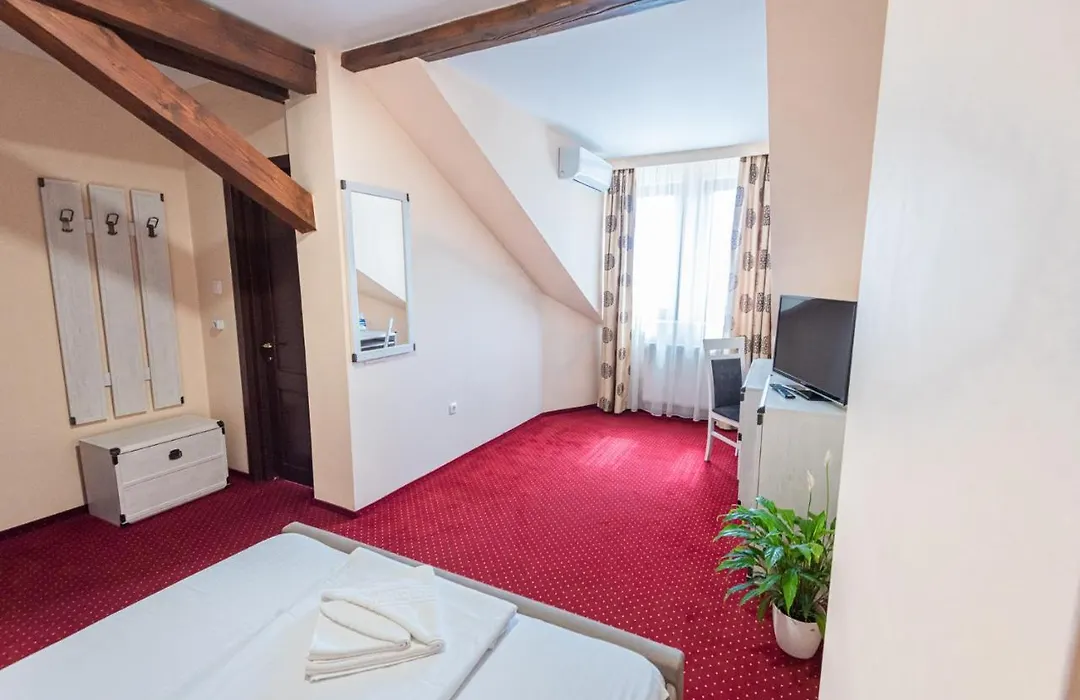 Pava Pension & Spa-1