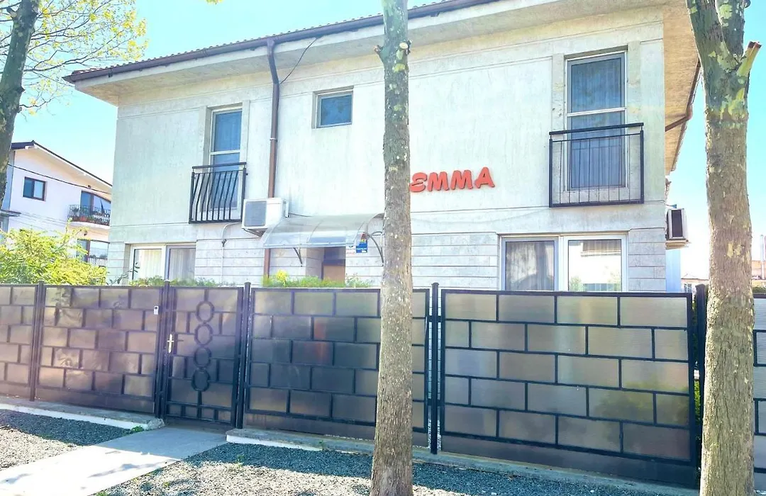 Emma And Armin Apartments & Garden-1