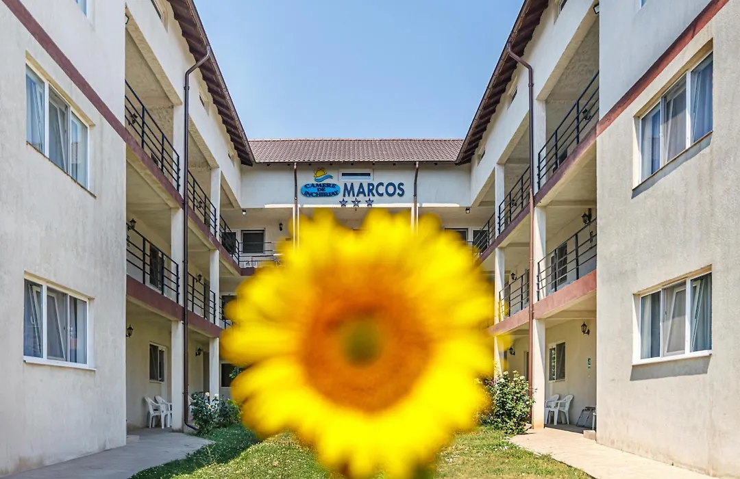 Marcos-1
