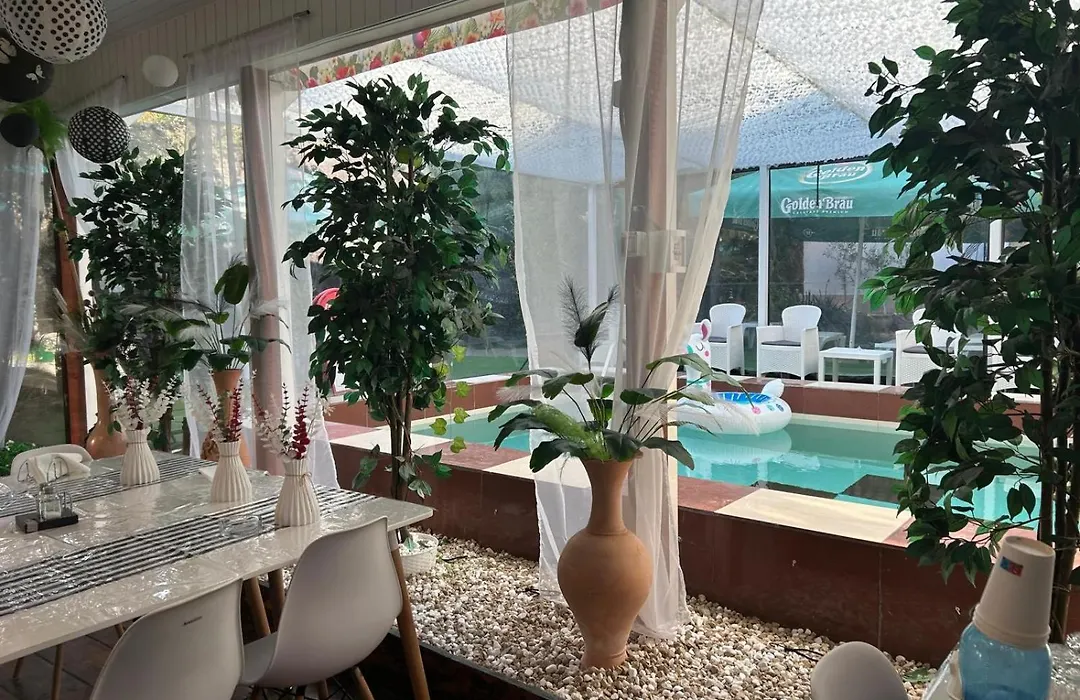 Suzana Garden-1