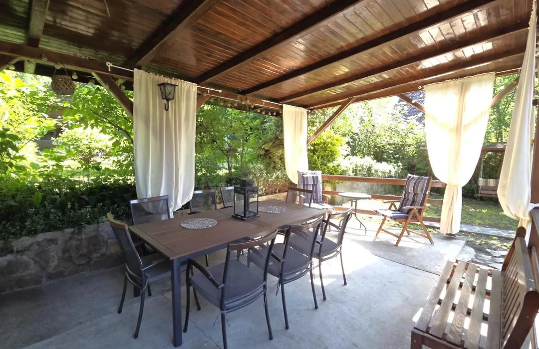 Casa Vanatorului-1