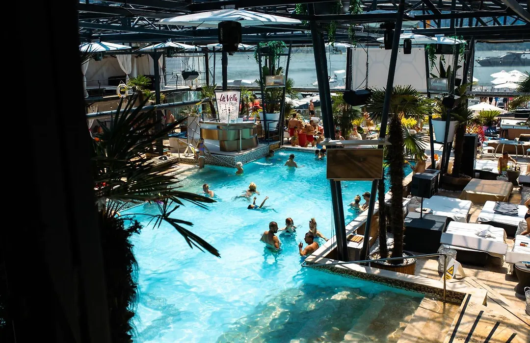 La Vella Yachting Club-1