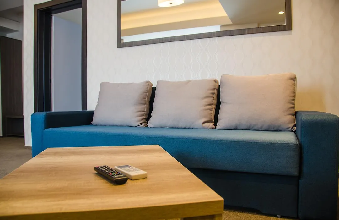 Milano Blue Mamaia-1