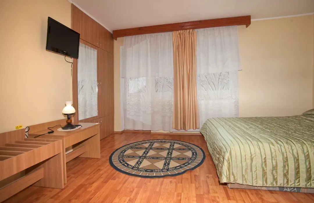 Casa Tudor-1