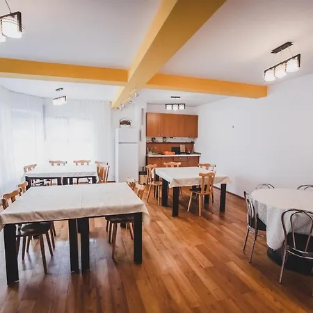 La Pădure Pensiune-Restaurant-2