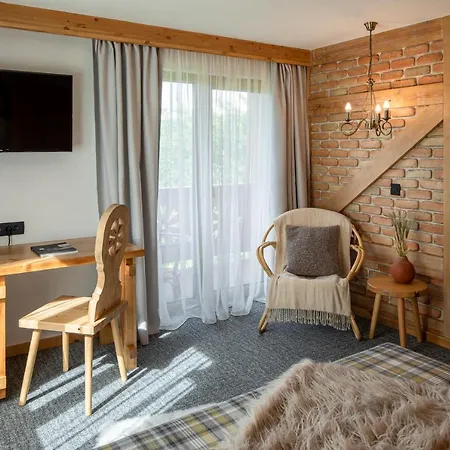 Zara Chalet-3