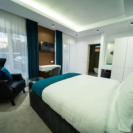 Velvet Home-2