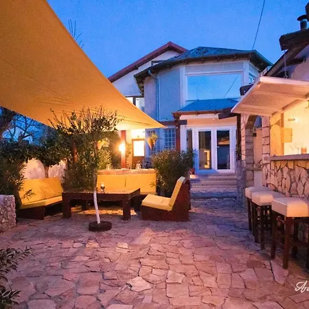 Casa De La Mare-3