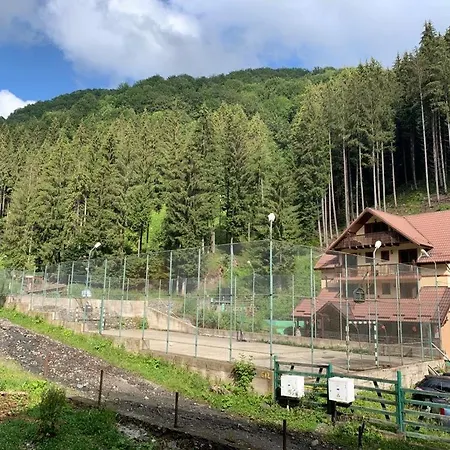 Pensiunea Valea Cascadelor-3