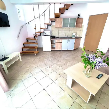 Emma And Armin Apartments & Garden-3
