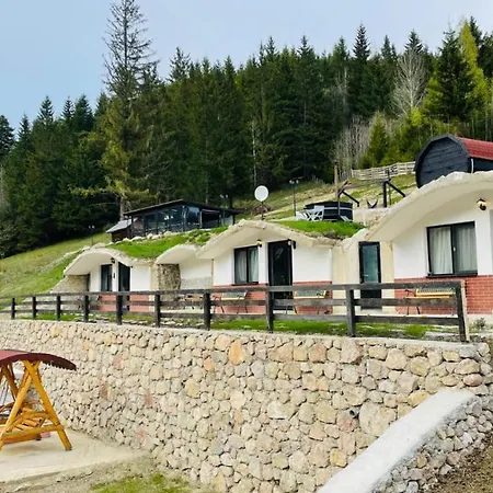 Casuțe Valea Tătarilor-2