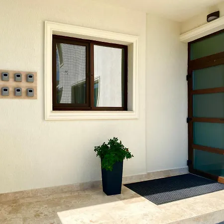 Alpin House Colibita-2