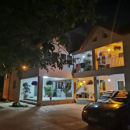 Casa Dana-2
