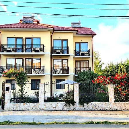 Pensiunea Miraj-2